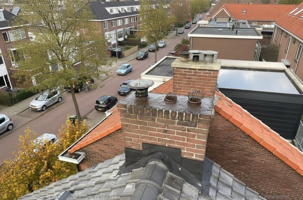 Lekkage aan de schoorsteen Deventer? Snel handelen voorkomt