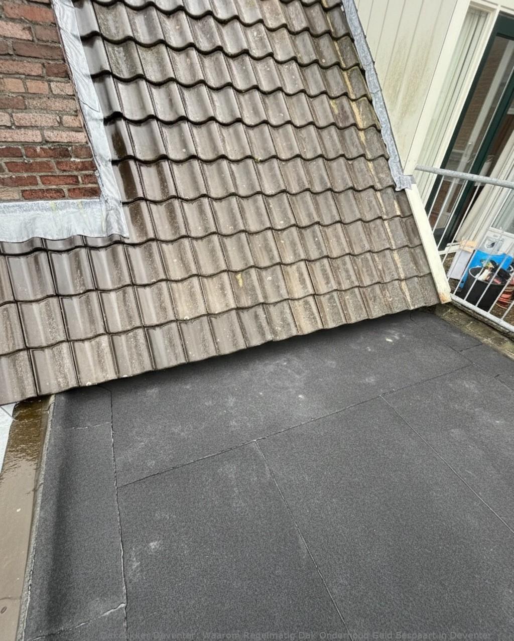 Waarom Regelmatig Dak Onderhoud Geld Bespaart in Deventer